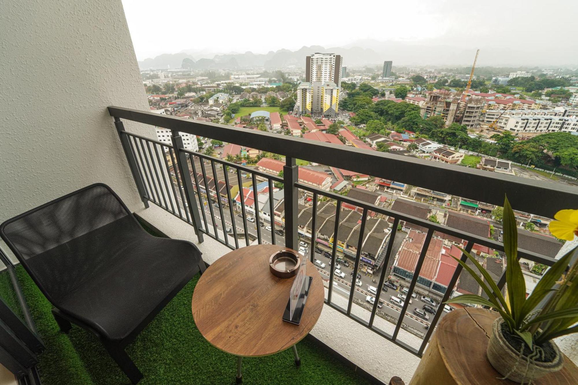 Tropical Bali At Horizon 8pax 2carpark